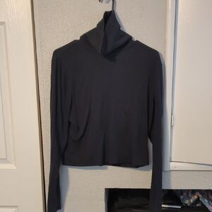 Levi's Black Turtleneck Crop Top